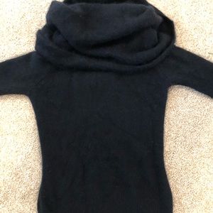 Cowl neck 3/4 length sleeve cashmere top